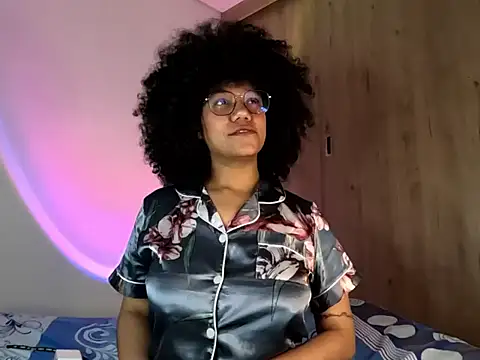 Snapshot of Ale_xandra chatting on 05.11.26 Ale xandra online show from 05.11.26