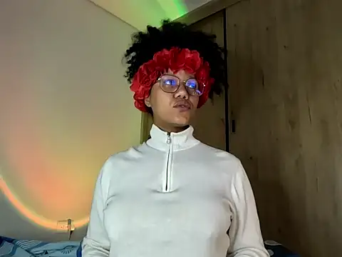 Snapshot of Ale_xandra chatting on 05.15.26 Ale xandra online show from 05.15.26
