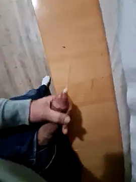 Cem-aus-Nrw-Krefeld online show from 01.13.25