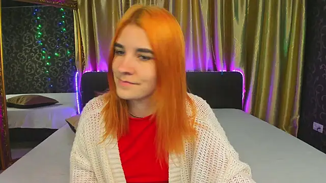 Snapshot of _Polly_Love_ chatting on 12.09.24 Polly Love online show from 12.09.24