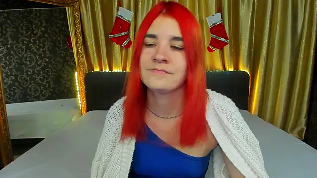 Snapshot of _Polly_Love_ chatting on 12.18.24 Polly Love online show from 12.18.24