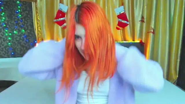 Snapshot of _Polly_Love_ chatting on 01.22.25 Polly Love online show from 01.22.25