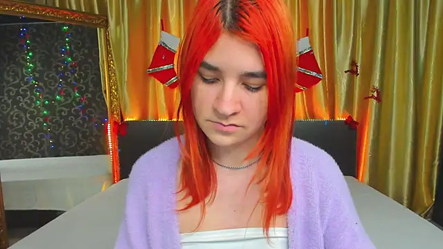 Snapshot of _Polly_Love_ chatting on 01.22.25 Polly Love online show from 01.22.25