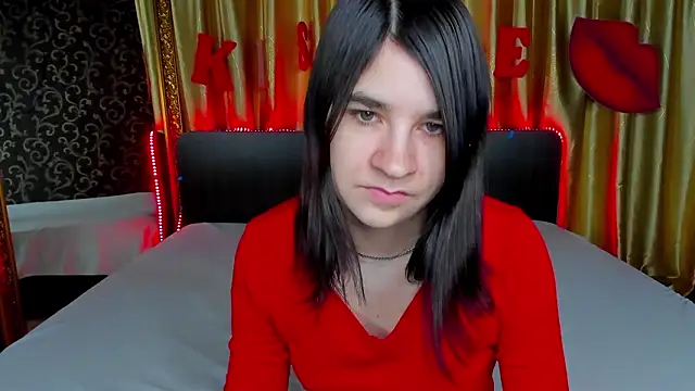  Polly Love  online show from 03.04.26