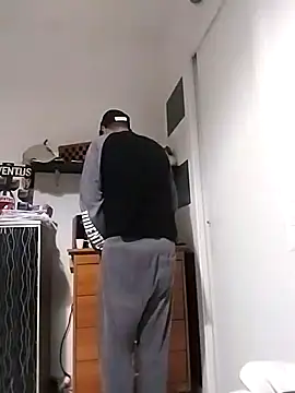 Snapshot of affascino chatting on 12.20.25 affascino online show from 12.20.25