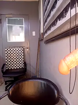 Snapshot of DickDiva1 chatting on 03.15.25 DickDiva1 online show from 03.15.25