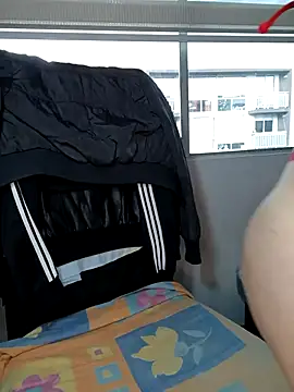 KimPielCanela online show from 01.05.26