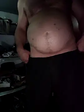 Snapshot of Xxxasrty chatting on 10.25.25 Xxxasrty online show from 10.25.25