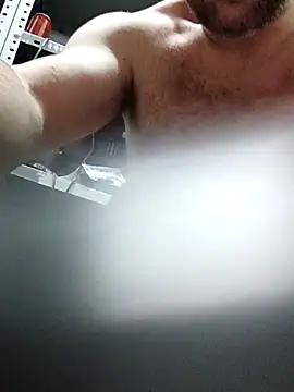 Snapshot of Xxxasrty chatting on 11.14.25 Xxxasrty online show from 11.14.25