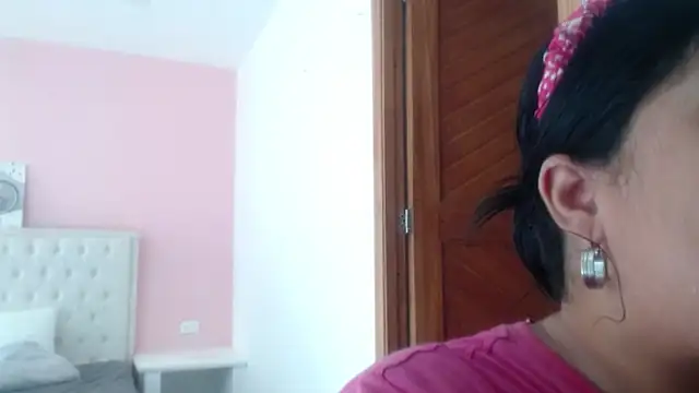 Snapshot of Gabycutee chatting on 02.12.26 Gabycutee online show from 02.12.26
