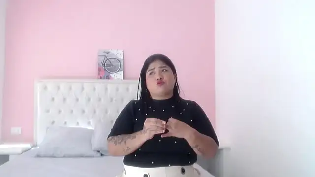 Snapshot of Gabycutee chatting on 02.25.26 Gabycutee online show from 02.25.26