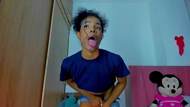 Snapshot of bloom444 chatting on 12.15.24 bloom444 online show from 12.15.24