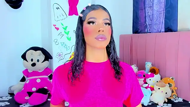 Snapshot of bloom444 chatting on 09.16.25 bloom444 online show from 09.16.25