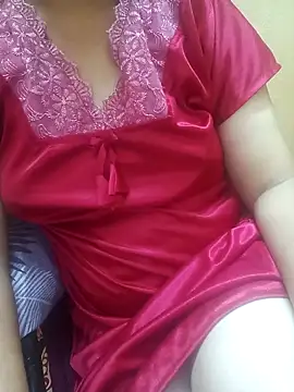 Snapshot of yourtamilcouple chatting on 09.10.25 yourtamilcouple online show from 09.10.25