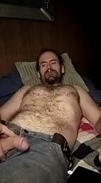 Snapshot of RobStrokes215 chatting on 12.08.24 RobStrokes215 online show from 12.08.24