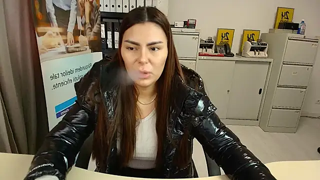 kilenyapatrice online show from 02.05.25