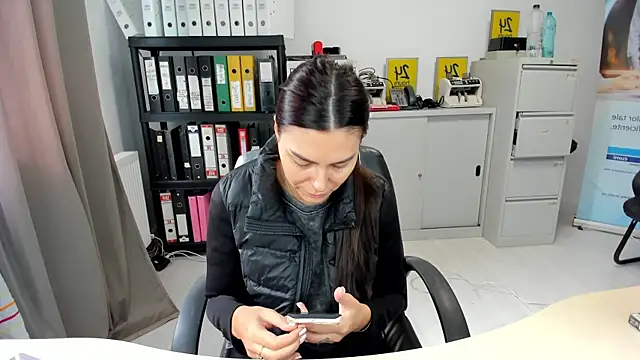 kilenyapatrice online show from 10.13.25