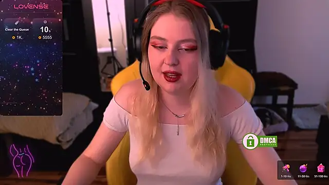 EvaAndLilith online show from 12.04.25