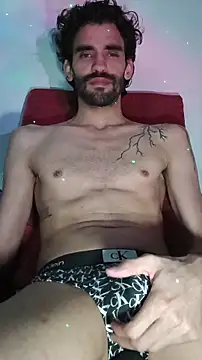 Snapshot of johngil0995 chatting on 11.02.25 johngil0995 online show from 11.02.25