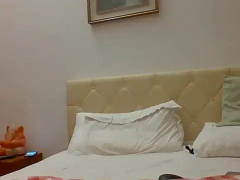 Snapshot of mario80755 chatting on 03.15.26 mario80755 online show from 03.15.26