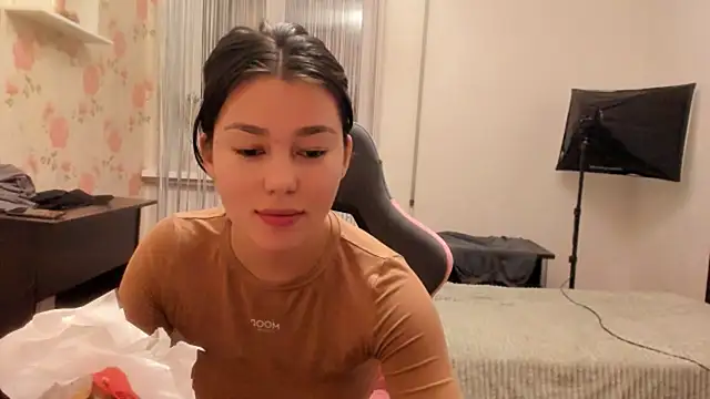 LunaXmii online show from 12.08.24