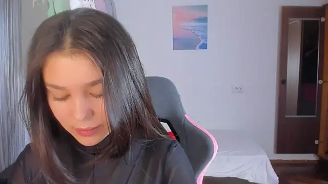 LunaXmii online show from 02.26.25