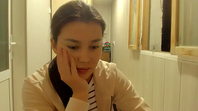 LunaXmii online show from 09.29.25