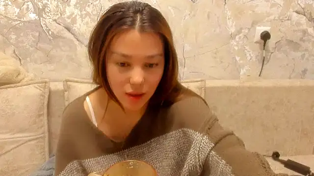 LunaXmii online show from 04.19.26