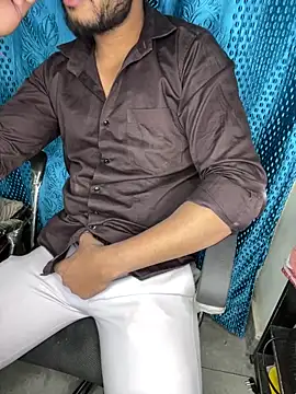 sexyboy09 online show from 12.17.24