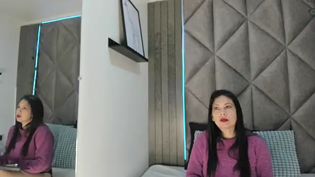 JaylaScott   online show from 10.12.25