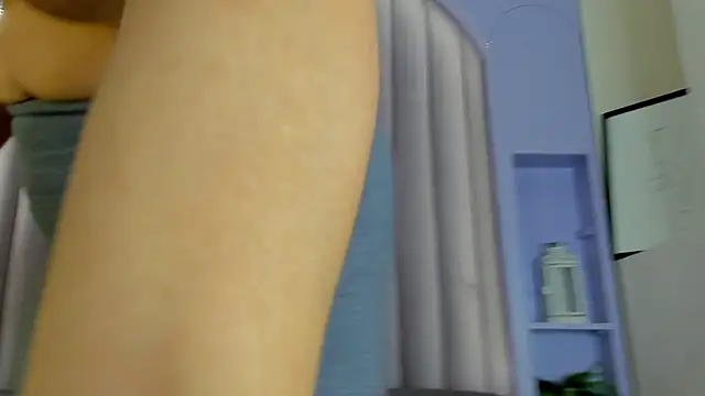 JaylaScott   online show from 01.08.26