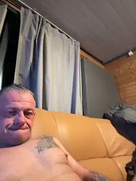 JakubW79 online show from 10.20.25