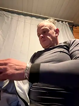 JakubW79 online show from 10.26.25