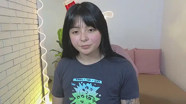 hina tay online show from 12.29.24