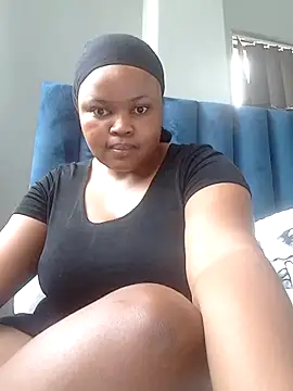 Curveysinaa online show from 02.06.25