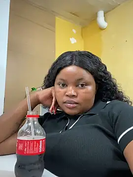 Curveysinaa online show from 02.12.25