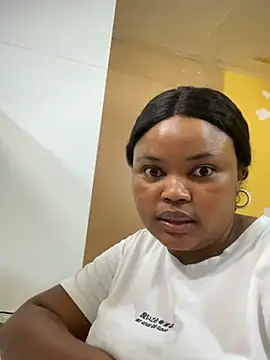 Curveysinaa online show from 02.26.25