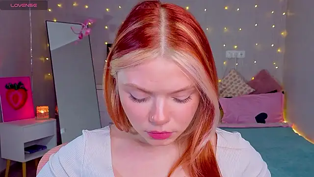 Red  Candy online show from 02.08.26