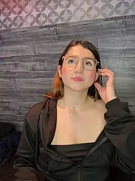 kamel-ayesha online show from 12.18.24