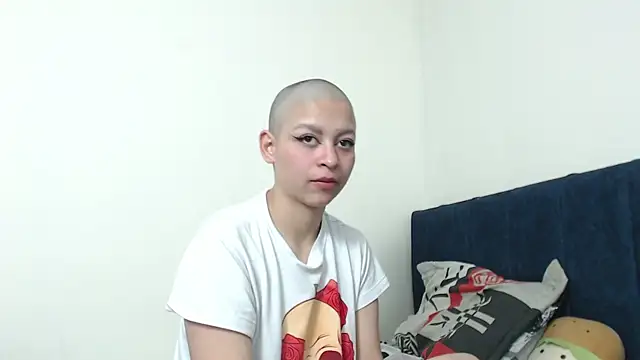 Bitsy Messy online show from 12.17.24