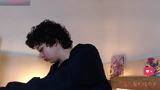 Bitsy Messy online show from 10.17.25