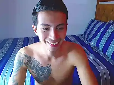 Velk hot online show from 04.17.26