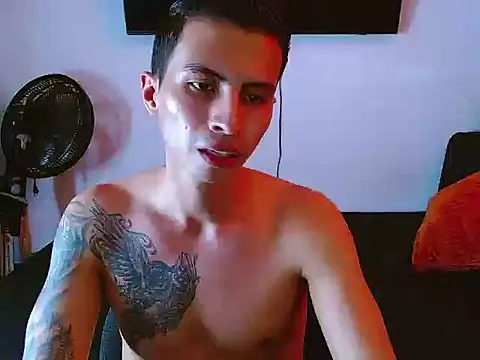 Snapshot of Velk_hot chatting on 05.09.26 Velk hot online show from 05.09.26
