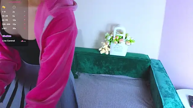 Snapshot of jenny_bunny_ chatting on 02.24.25 jenny bunny online show from 02.24.25