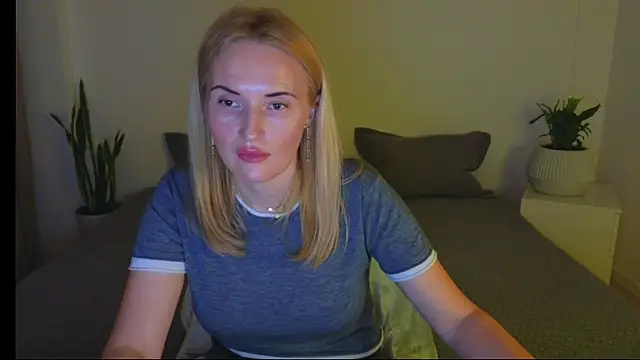 Snapshot of AlisssaRose chatting on 03.15.25 AlisssaRose online show from 03.15.25