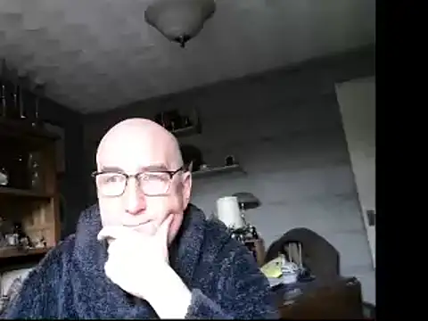 Adamdaddybear online show from 12.10.24