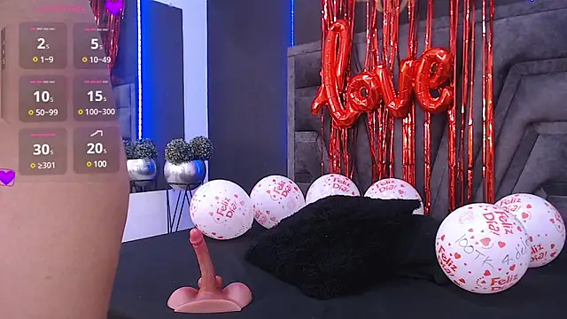 Snapshot of stefany_bro chatting on 02.15.25 stefany bro online show from 02.15.25