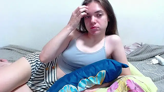 SallyMkn online show from 09.12.25