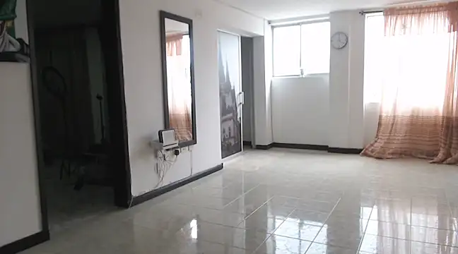 Miapeyton online show from 12.08.24