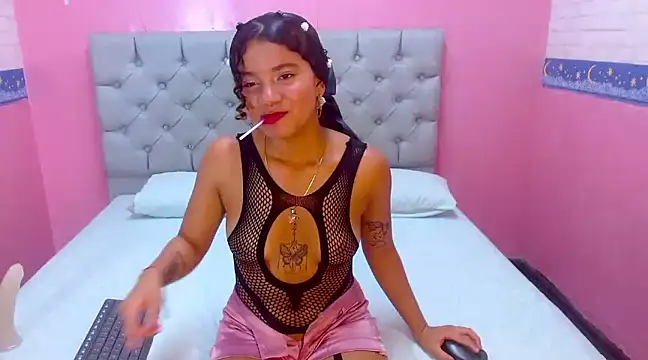 Angelica Blue online show from 01.20.25